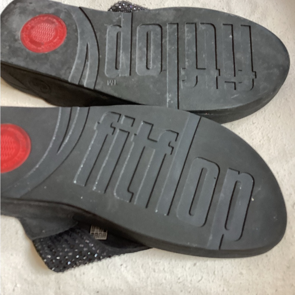 Women’s Fitflop Grey  Rhinestone Sandals- Size 9- Pre-owned - Picture 6 of 7
